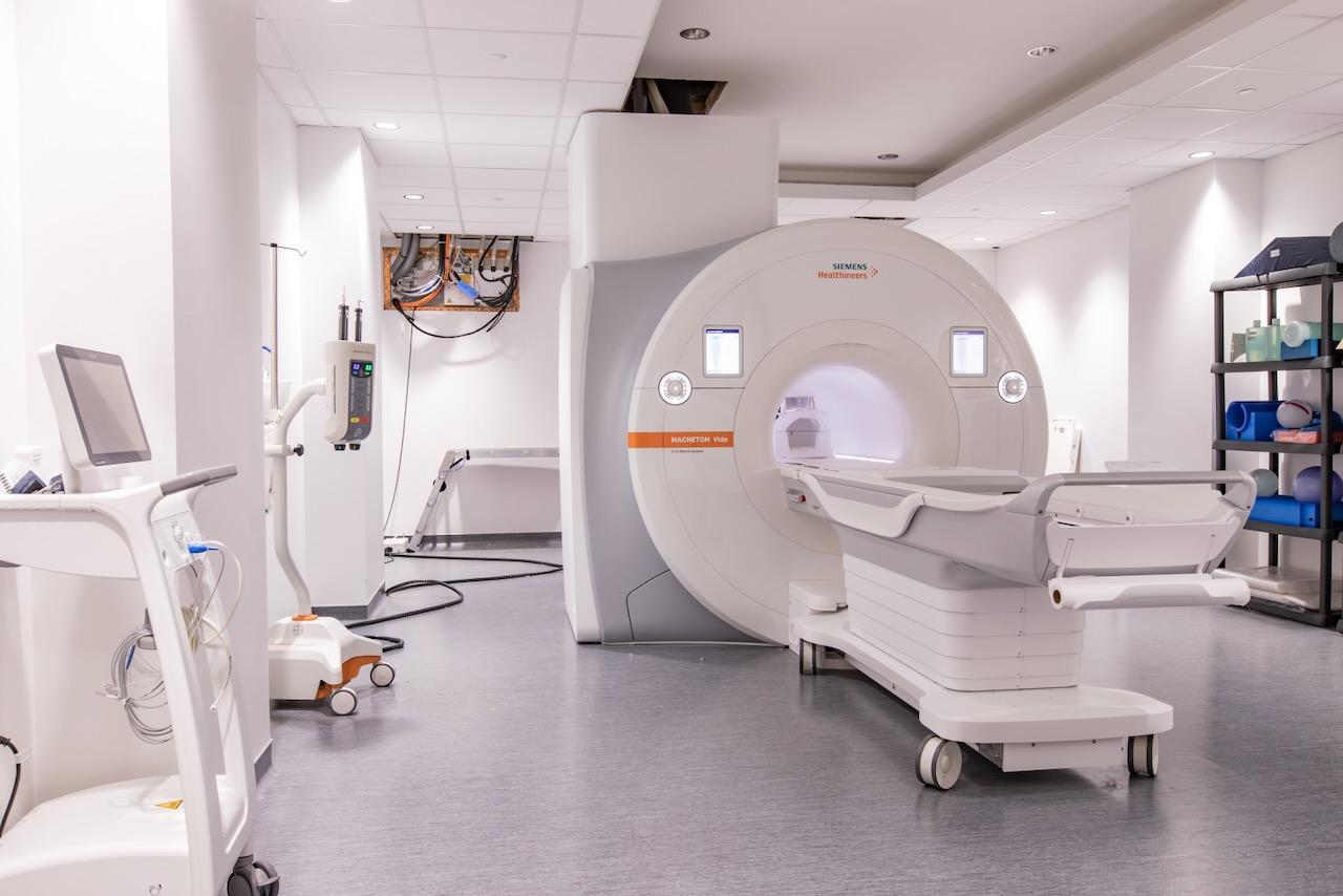 Siemens Vida 3.0T MRI 