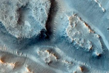 A complex valley network near Idaeus Fossae on Mars